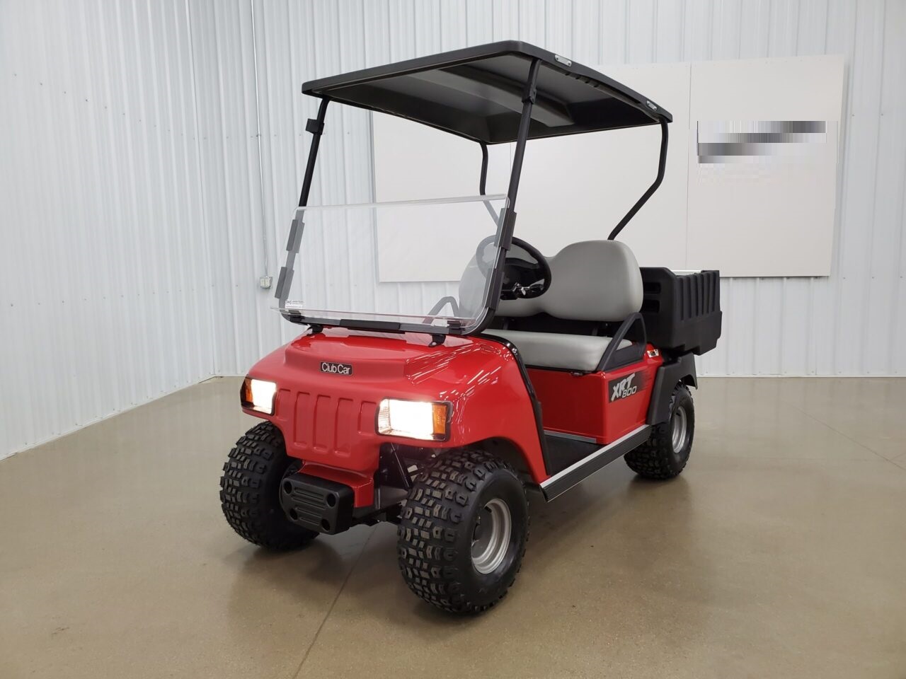 2023 Club Car XRT 800 Gas EFI Utility Golf Cart, Red For Sale